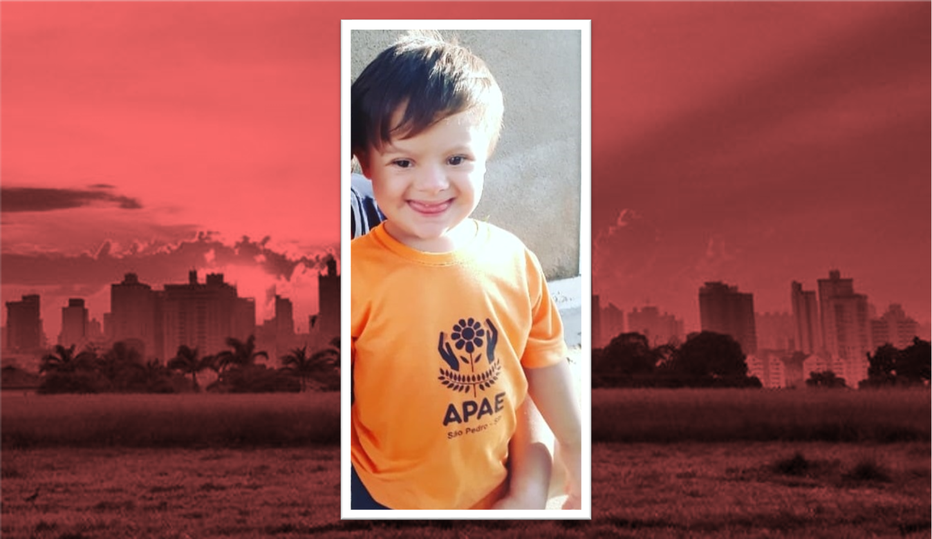 Criança de três anos morre após rack com TV cair sobre ela, em São Pedro (SP)