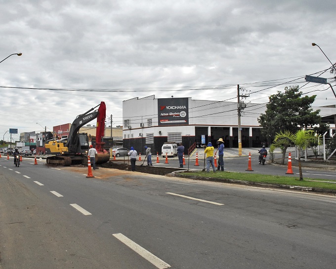 Prefeitura de Piracicaba inicia construção de rotatória na Avenida Cristóvão Colombo