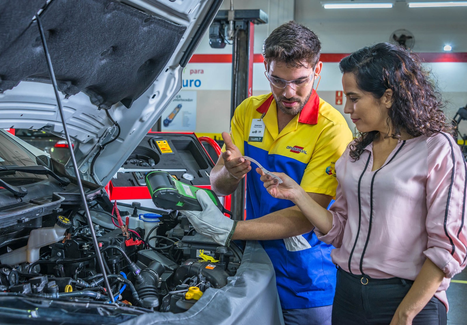 Em Campinas, empresa automotiva oferece curso gratuito para mecânicos