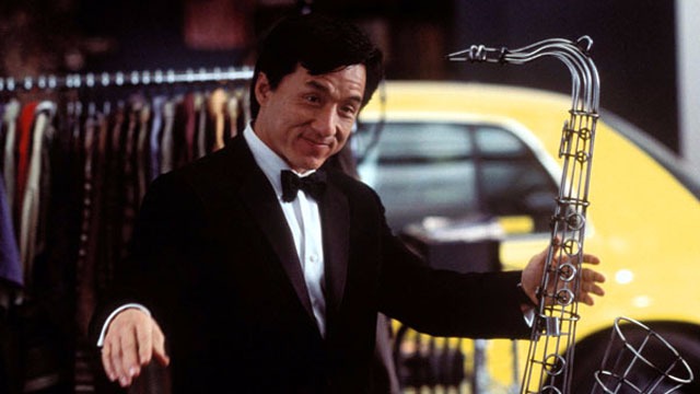 “Sessão da Tarde” desta terça-feira (23) exibe “O Terno de 2 Bilhões de Dólares”