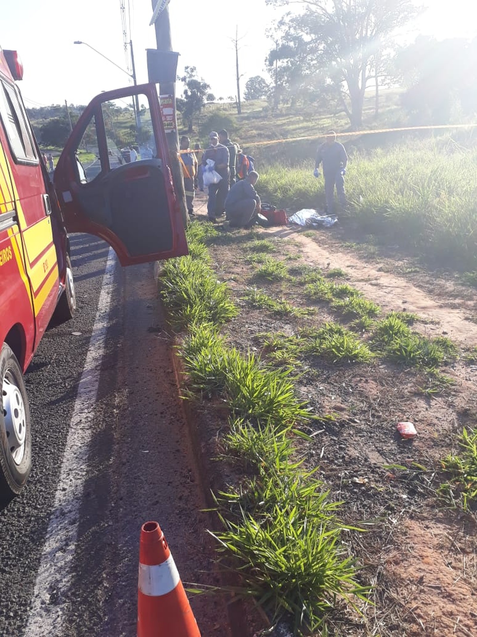 Motociclista morre após bater contra poste em Campinas
