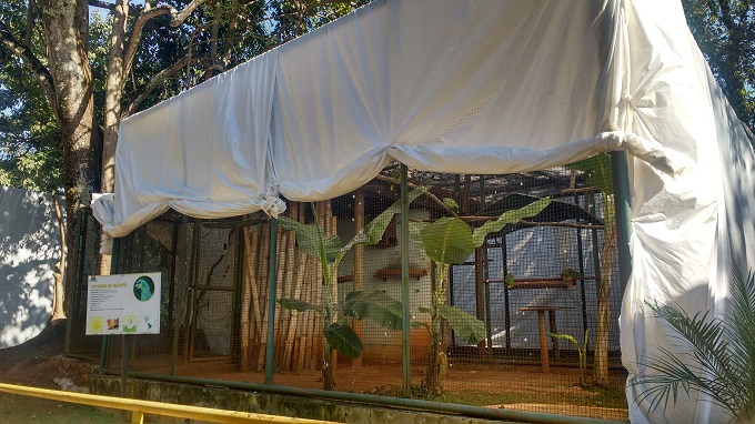 Animais do Zoológico Municipal de Piracicaba ganham proteção contra o frio