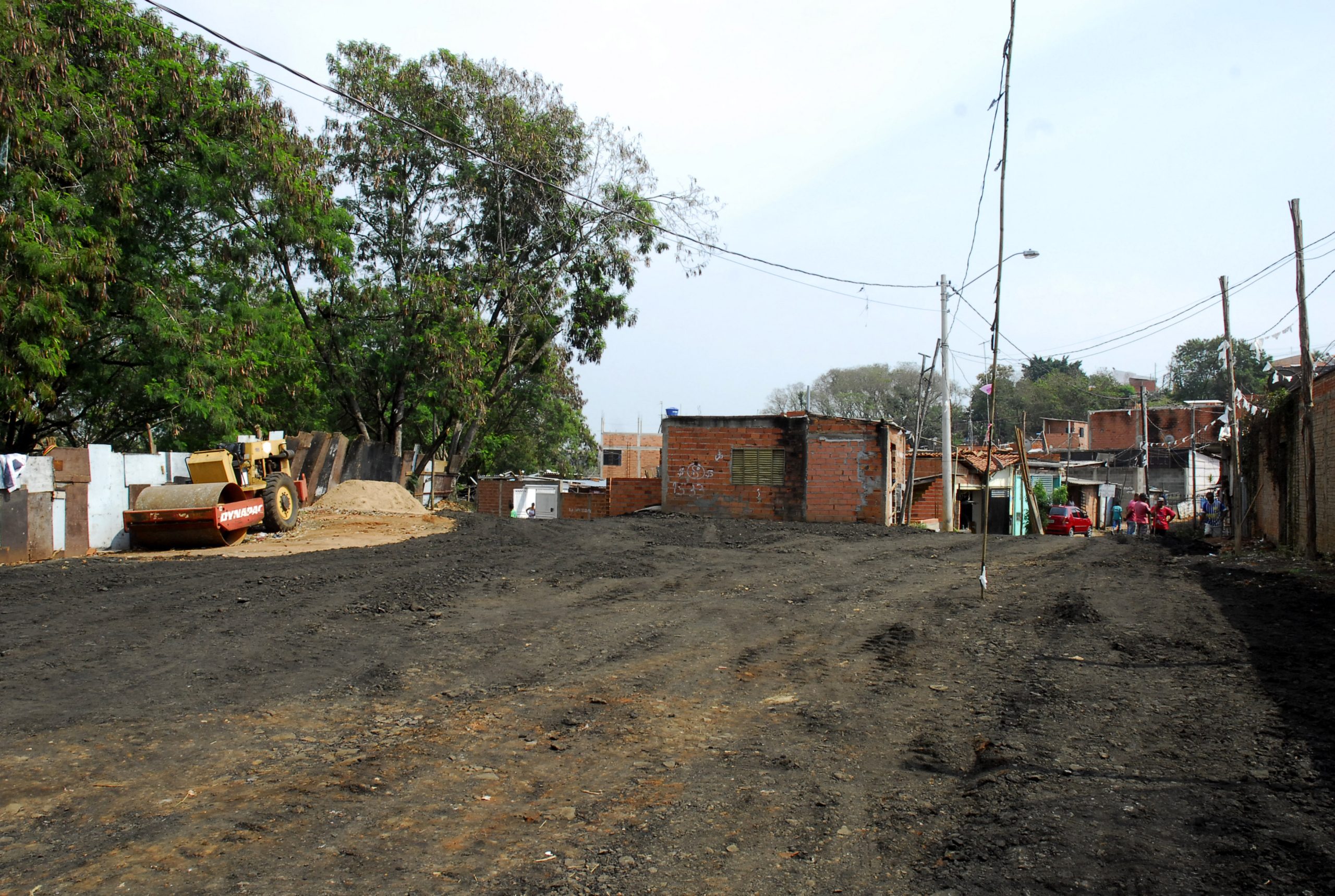 Acesso à comunidade “Pantanal” é melhorado em Piracicaba