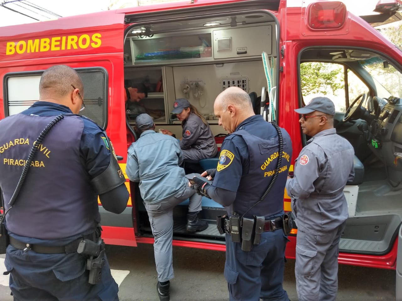 Acidente envolvendo carro e moto deixa uma vítima, em Piracicaba