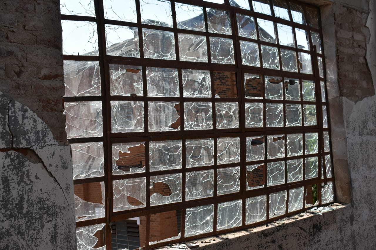 Engenheiros avaliam danos causados pelo fogo no Engenho Central de Piracicaba