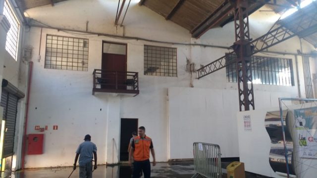 Em Piracicaba, Defesa Civil faz rescaldo no Barracão 9 do Engenho Central