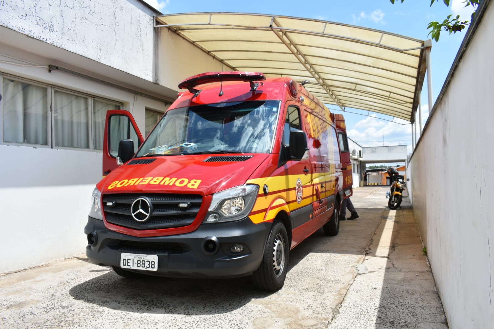 Jovem de 19 anos é capturado, em Piracicaba, e agredido a pauladas por seis indivíduos