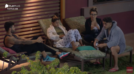 A Fazenda: Em conversa, Thayse dispara: ‘Tem gente aqui que todo dia é uma cara’