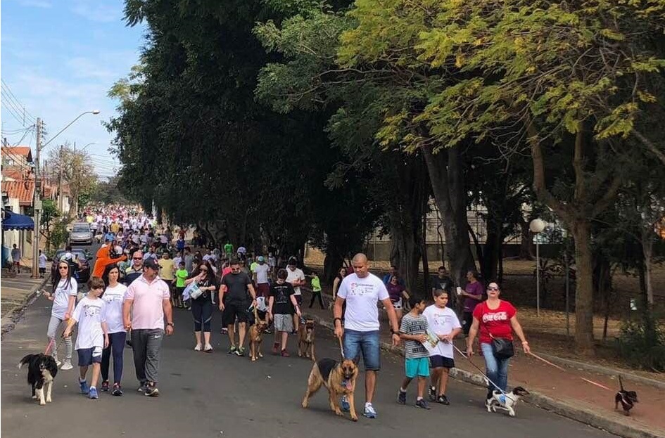 Colégio de Piracicaba realiza 6ª Cãominhada no próximo sábado (23)