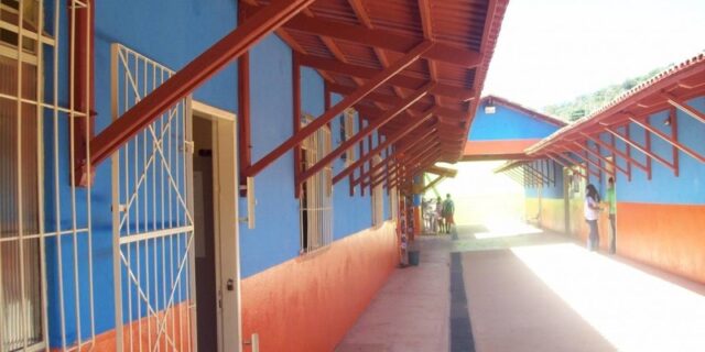 Escola Estadual Orlando Tavares em Minas Gerais Escola Estadual Orlando Tavares em Minas Gerais