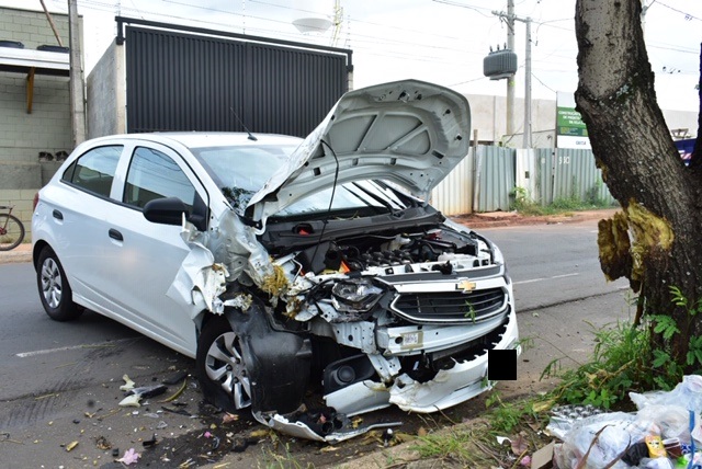Grave acidente de trânsito deixa criança de cinco anos ferida, em Piracicaba