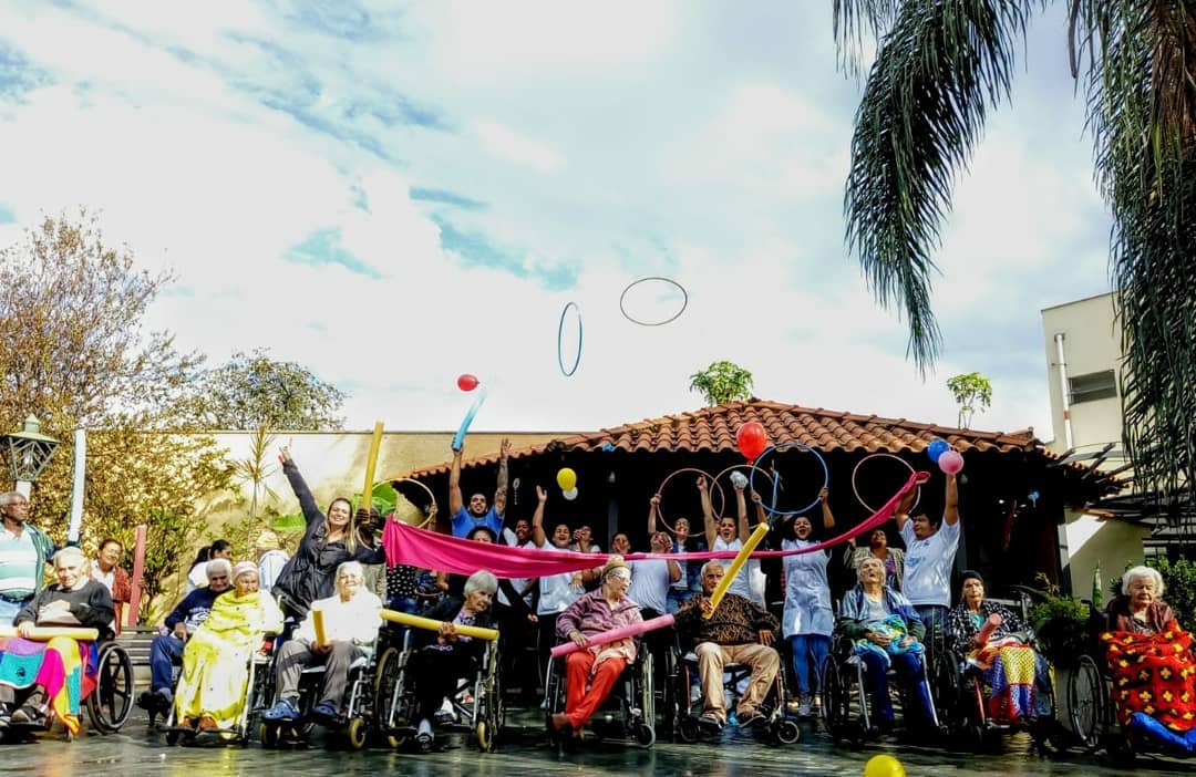 Hospital Regional de Piracicaba promove campanha natalina para ajudar o Lar Betel