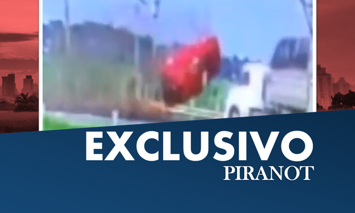 Câmeras de segurança flagram carro ‘voando’ e capotando em Piracicaba; jovem morreu