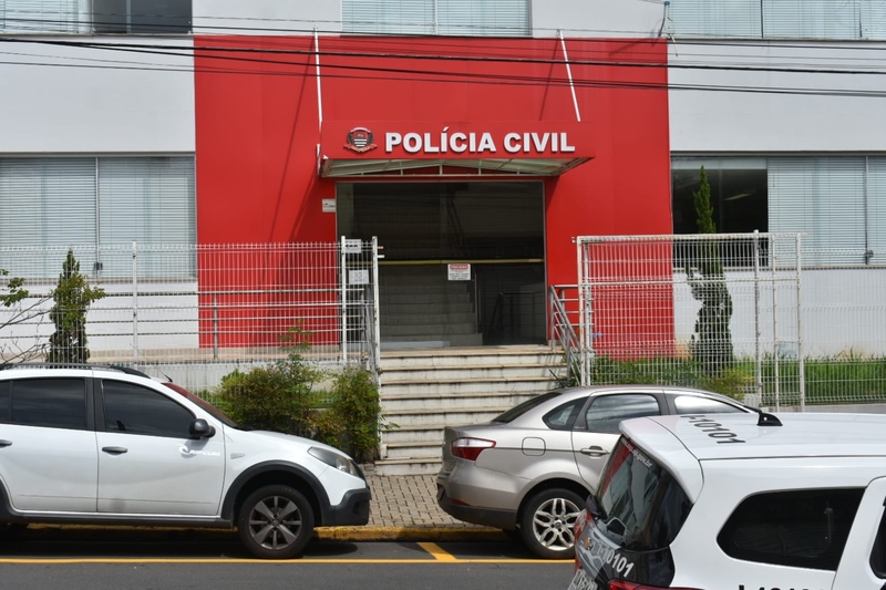 Em Piracicaba, ladrão invade delegacia e tenta furtar bicicleta apreendida de crime