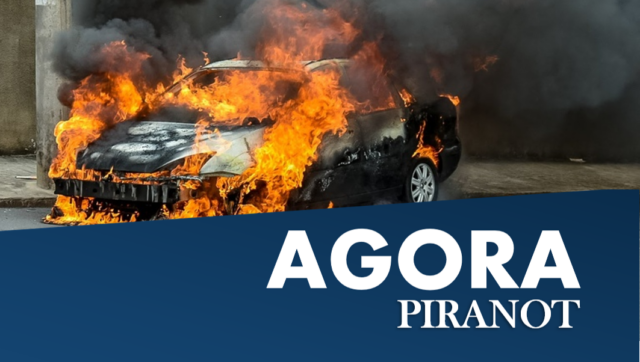 Veículo pega fogo em avenida de Piracicaba e mobiliza o Corpo de Bombeiros