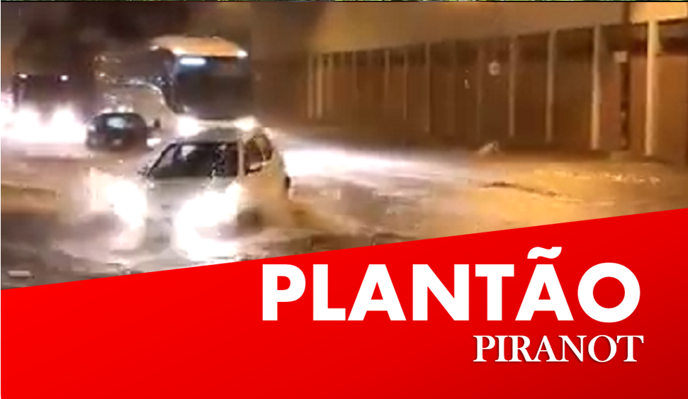 Região central de Piracicaba ‘vira rio’ durante tempestade