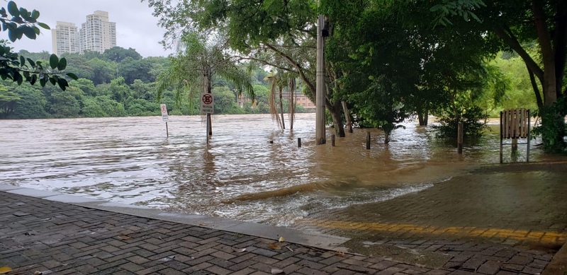 Após extravasamento, nível do Rio Piracicaba volta a cair na manhã desta terça (11)