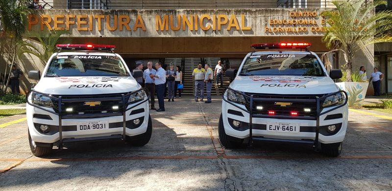 Polícia Militar de Piracicaba recebe duas novas viaturas para fiscalização do trânsito