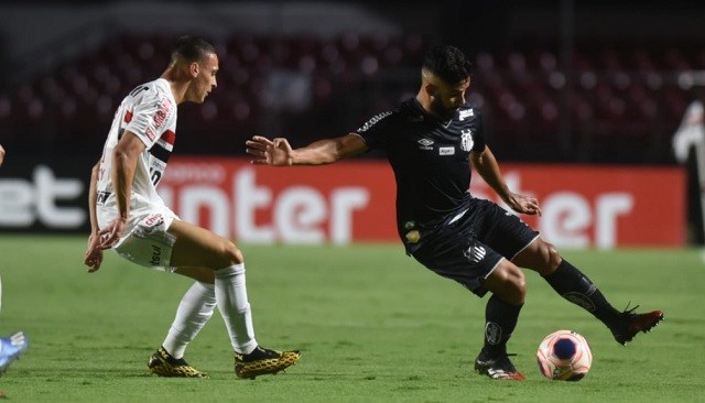 Campeonato Paulista é suspenso por tempo indeterminado
