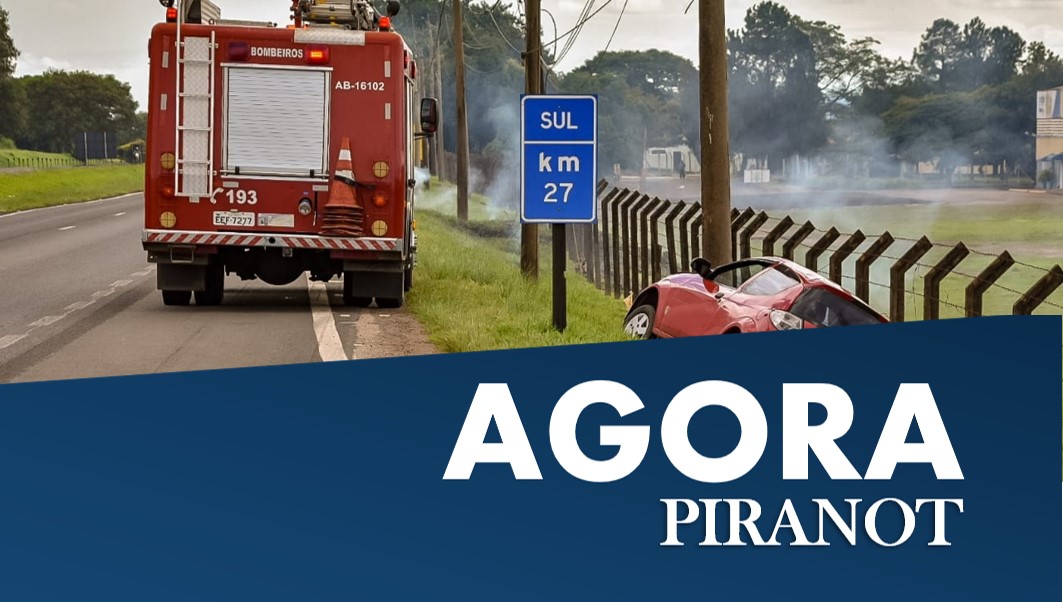 Em Piracicaba, carro colide contra poste e fio energizado causa incêndio