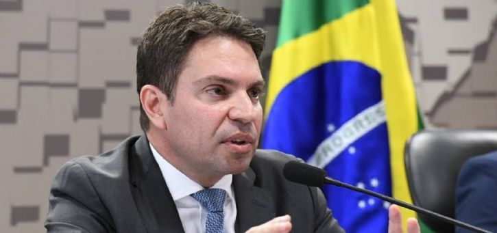 Alexandre de Moraes, do STF, suspende nomeação de Ramagem na Polícia Federal