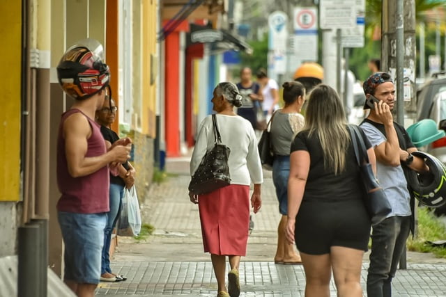 Doria anuncia a liberação do uso das máscaras em todos os ambientes