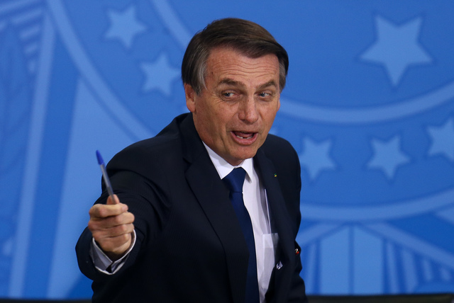 ‘Não concordo nem discordo’, diz Bolsonaro sobre eventual restrição dos EUA a voos brasileiros