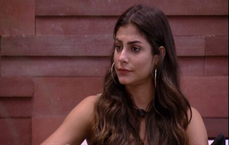 Mari Gonzales comeu flor de decoração da festa no BBB20