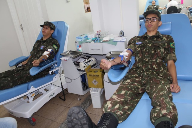 Tiro de Guerra faz missão humanitária de doação de sangue, em Piracicaba