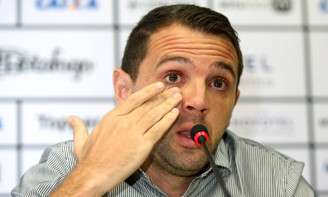 Depois de perder pai e avô, Montillo tem mãe diagnosticada com a covid-19