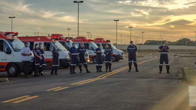 Colegas de trabalho homenageiam enfermeiro morto por COVID-19 em Piracicaba