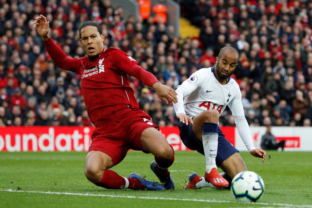 Jogadores da Premier League querem adiar volta do campeonato