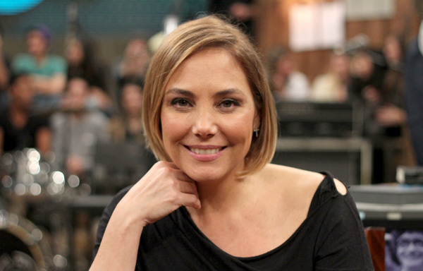 Heloísa Périssé diz que câncer não a fará deixar de sorrir