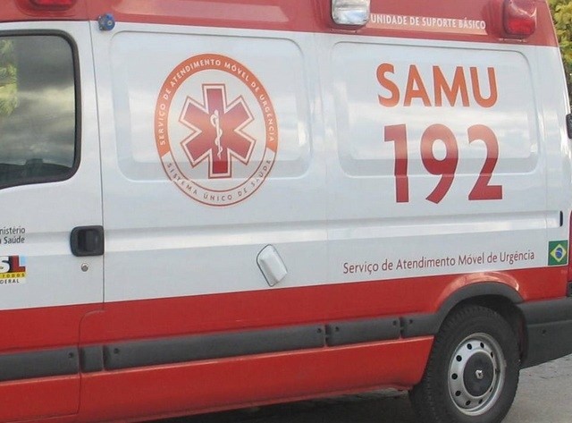 Homem atropela mãe e filha na calçada e é preso por embriaguez ao volante