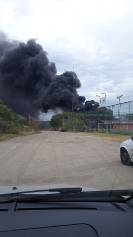 Incêndio às margens da rodovia Piracicaba - Charqueada Incêndio às margens da rodovia Piracicaba - Charqueada