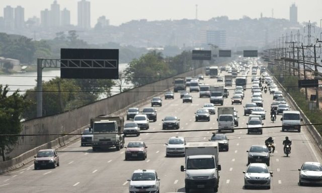 Em 1º dia de megarrodízio, SP registra trânsito sem congestionamentos