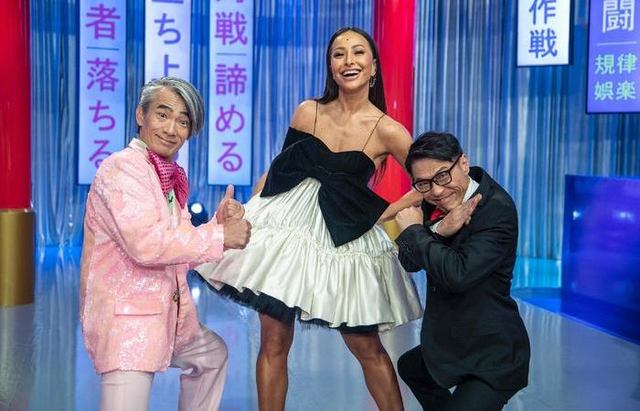 Record anuncia retorno de reality apresentado por Sabina Sato nas noites de sábados