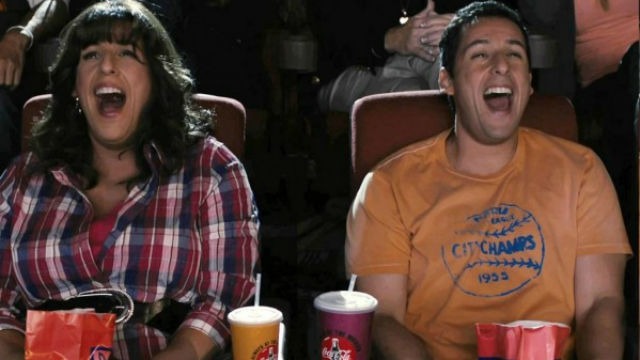 Sessão da Tarde de hoje (11) exibe o filme “Cada um Tem a Gêmea que Merece”