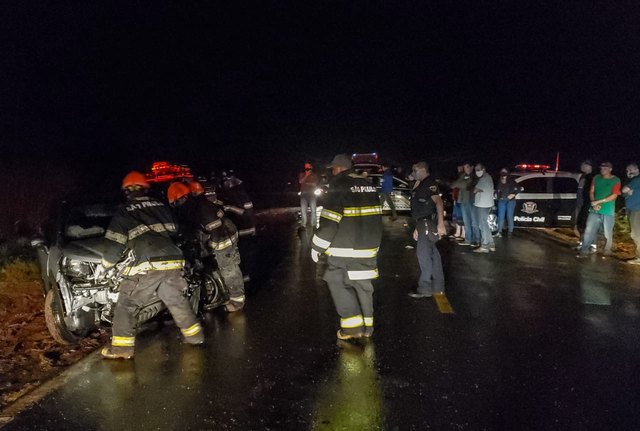Grave acidente com dois veículos é registrado na rodovia Piracicaba-Rio das Pedras