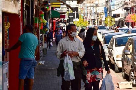 Procon Piracicaba pede cuidados aos consumidores nas compras de Dia das Crianças