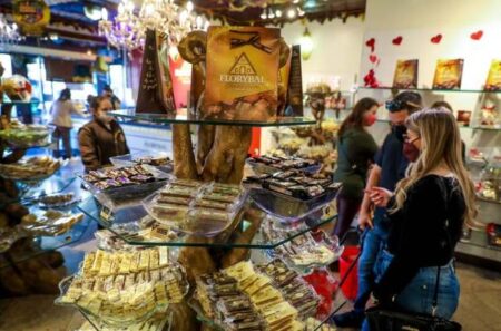 Gramado volta a receber turistas e espera Dia dos Namorados movimentado