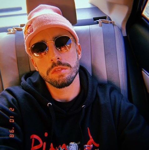 Casa de Pedro Scooby é assaltada no Rio, e funcionária idosa é agredida