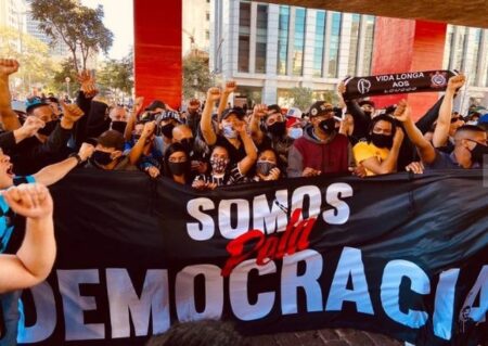 Atos pró-Bolsonaro e pró-democracia têm que ser em hora e local diferentes, diz Doria