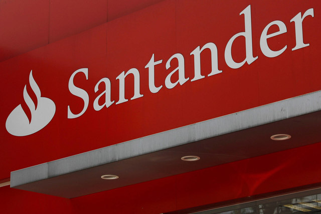 Santander planeja demitir 20% dos funcionários no Brasil durante a pandemia de Covid