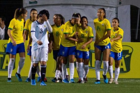Brasil desiste de tentar sediar Copa do Mundo feminina de 2023