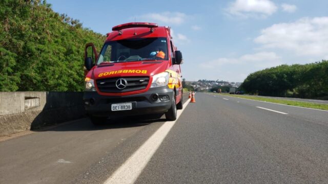 Uma foto da viatura do SAMU