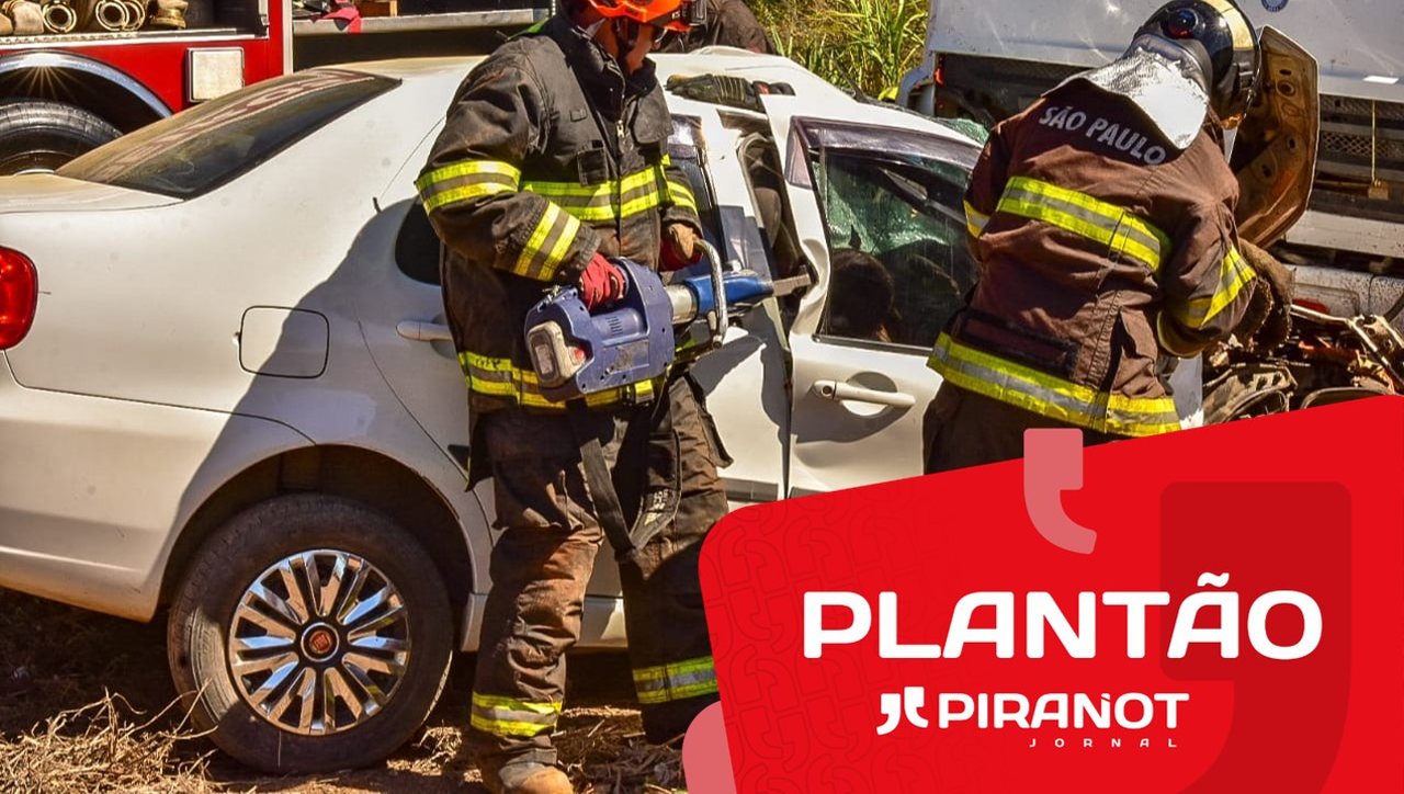 Em Piracicaba, grave acidente entre caminhão e carro deixa três presos às ferragens