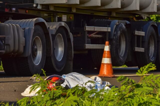 Uma foto do acidente na rodovia Luiz de Queiroz, em Piracicaba