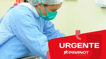 Campinas (SP): cidade conta mais 13 mortes e 488 novos casos nesta sexta (15) Enfermeiro tratando de paciente da Covid-19