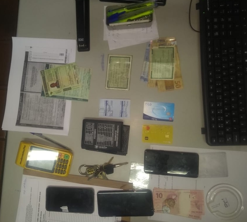 Polícia Militar prende em flagrante dois indivíduos por crime de estelionato